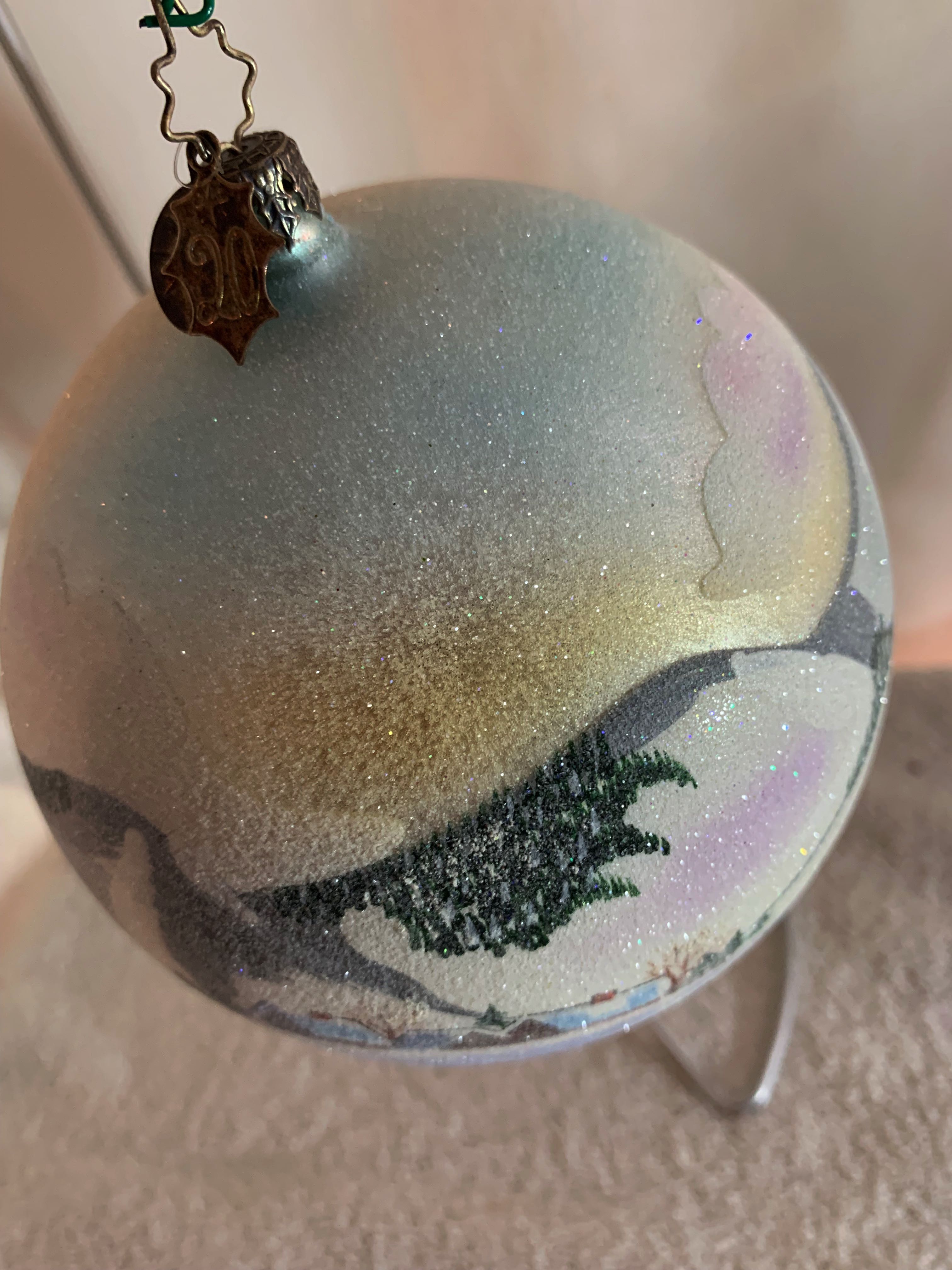 Alpine Portrait - 20th Anniversary Edition (Christmas Tree Ornament) ornament collectible - Main Image 2