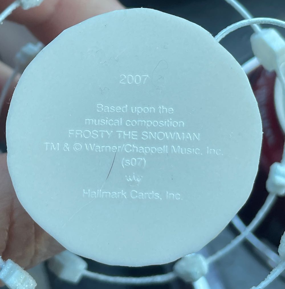 Frosty The Snowman - 2007 - The Magic Of Frosty - Frosty The Snowman ornament collectible - Main Image 3