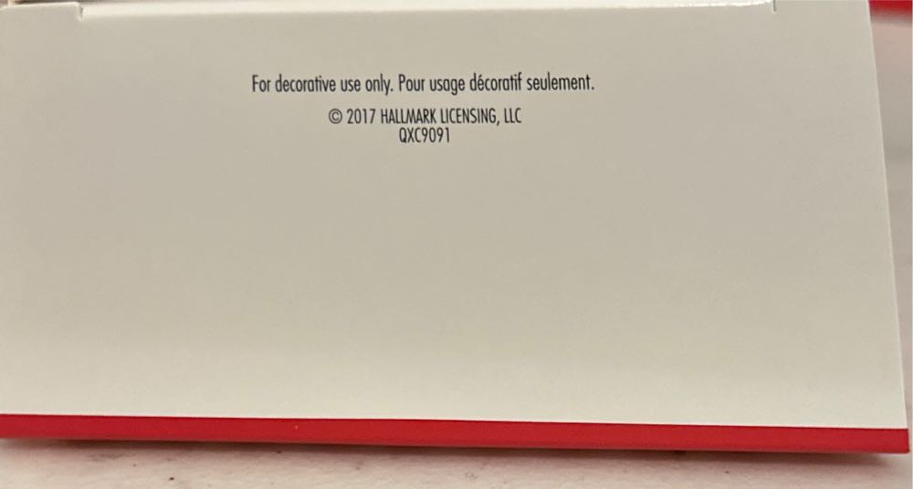 Santa’s Sweet Ride Event Repaint - Santa’s Sweet Ride Series (Santa’s Sweet Ride) ornament collectible - Main Image 4