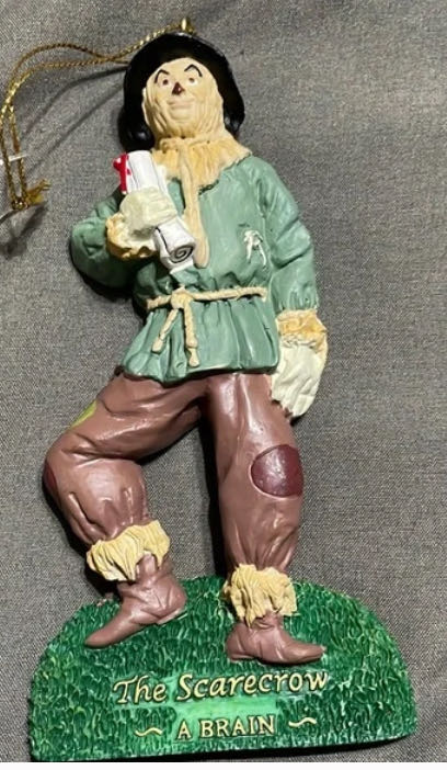 Wizard Of Oz: Dorothy And Toto  ornament collectible [Barcode 086131332609] - Main Image 1