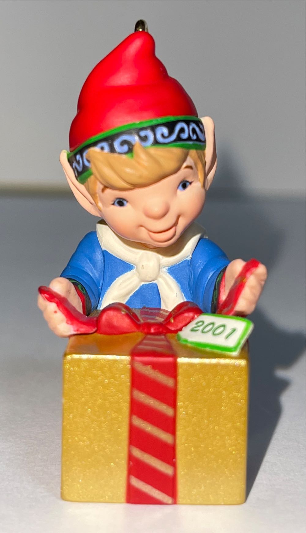 Ready For Delivery Hallmark 2001 - Free For Extended KOC Membership (Elf 1) ornament collectible - Main Image 3