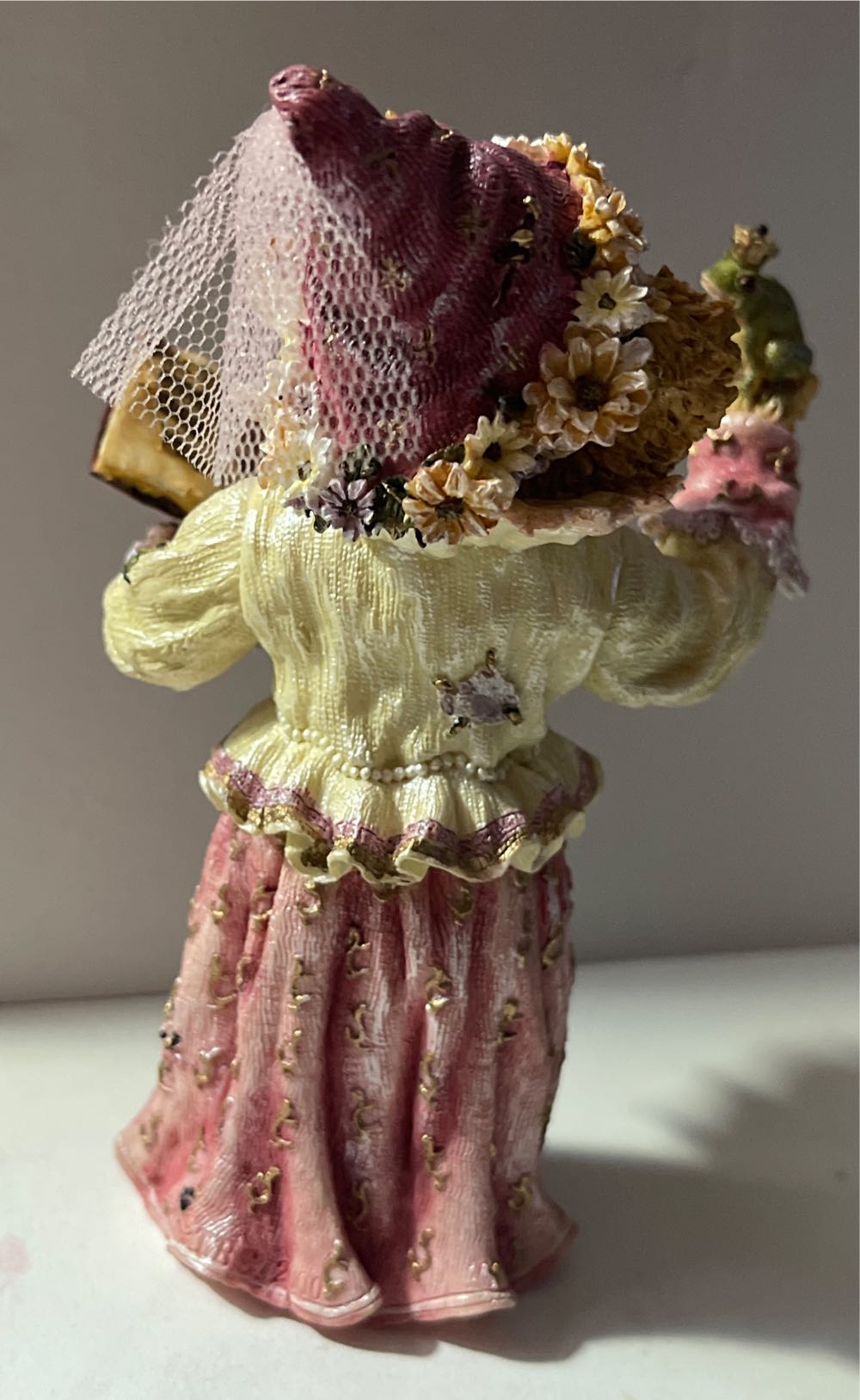 Boyds Shoebox Bears Princess Aneeda Knight...Kiss & Tell #3227 Jointed  ornament collectible - Main Image 4