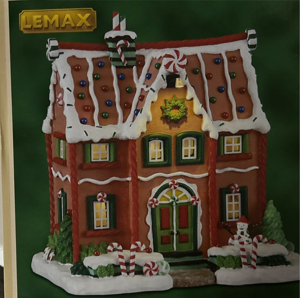 Peppermint House #15826 - Sugar ‘N’ Spice (Lighted Building) ornament collectible [Barcode 728162158260] - Main Image 2