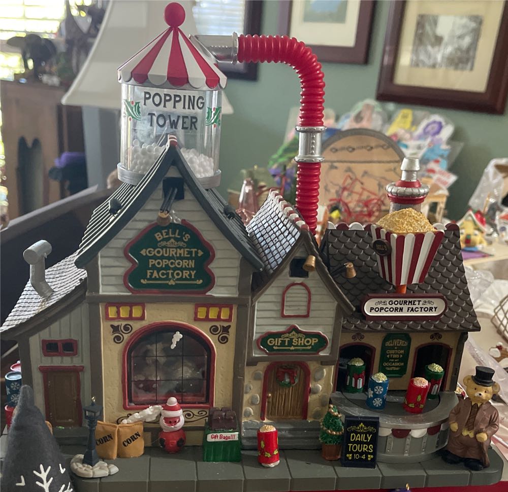 Lemax Bell’s Gourmet Popcorn Factory - 75188 - Harvest Crossing (Harvest Crossing) ornament collectible [Barcode 728162751881] - Main Image 2