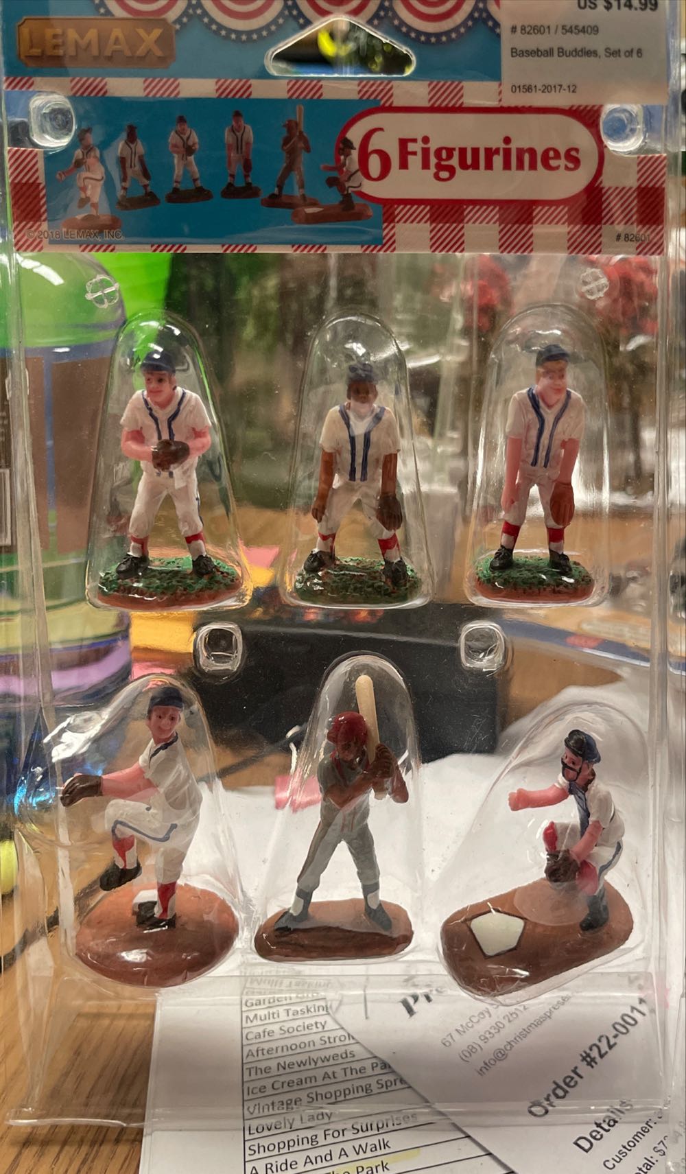 Roman Peanuts Charlie Brown And Snoopy Christmas Decorating Musical Glitterdome