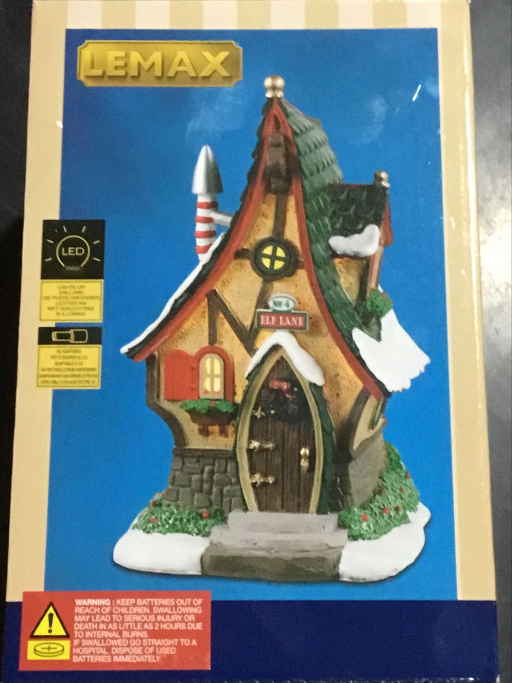 Elf Lane No.4 #24018 - Santa’s Wonderland (Table Accents) ornament collectible [Barcode 728162240187] - Main Image 2