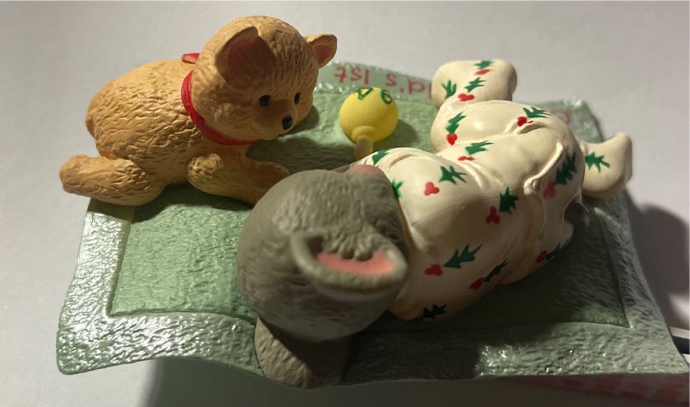 Grandchild’s First Christmas 1994 - Baby’s First Christmas ornament collectible - Main Image 2