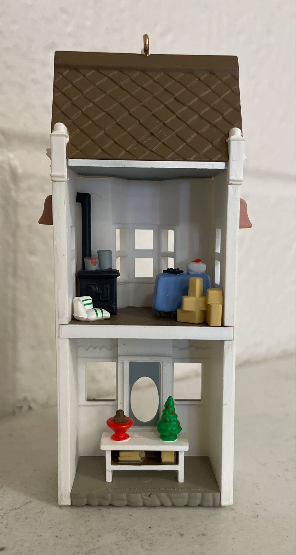 Nostalgic Houses & Shops - 1986 - #3 - Christmas Candy Shop - Nostalgic Houses & Shops (Collectible Series) ornament collectible - Main Image 2