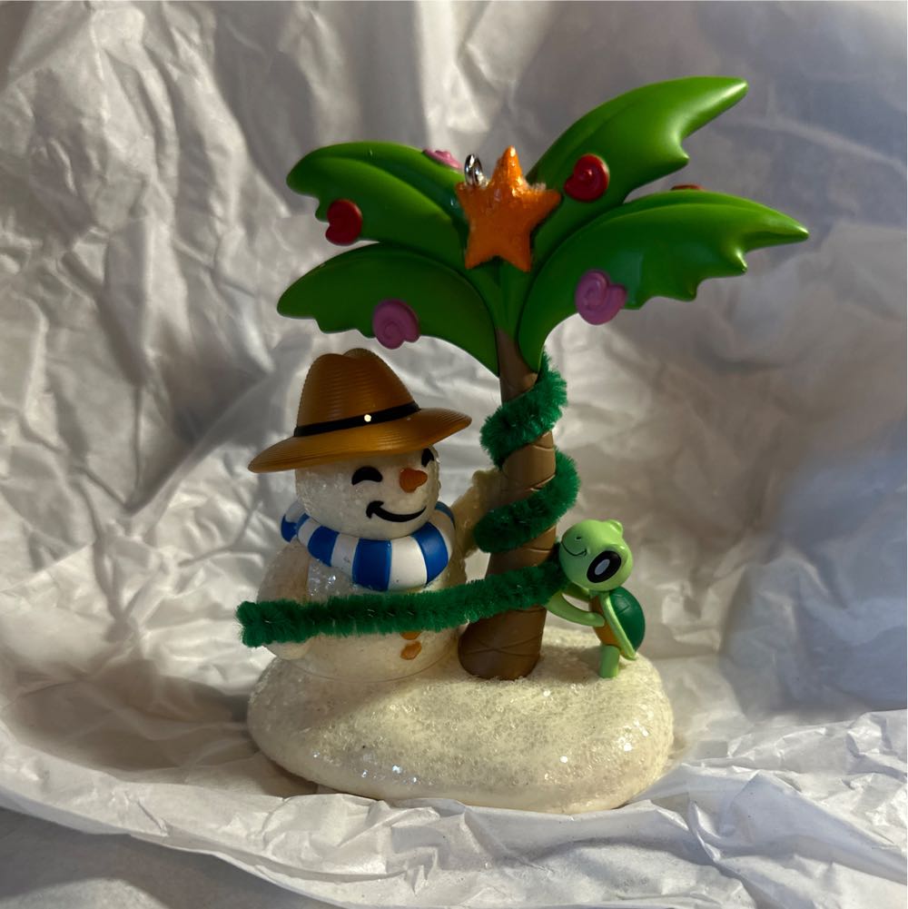 Hallmark Keepsake. Christmas. Sandal The Sandman. 2022. 1st In Series. Sculpted By Allie Jachimowicz. - Sandal The Sandman (1st In Series) ornament collectible [Barcode 763795759040] - Main Image 3
