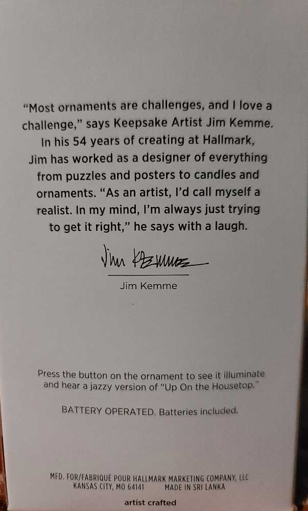 Up On The Housetop - The Peanuts Gang (Peanuts) ornament collectible [Barcode 763795770908] - Main Image 2