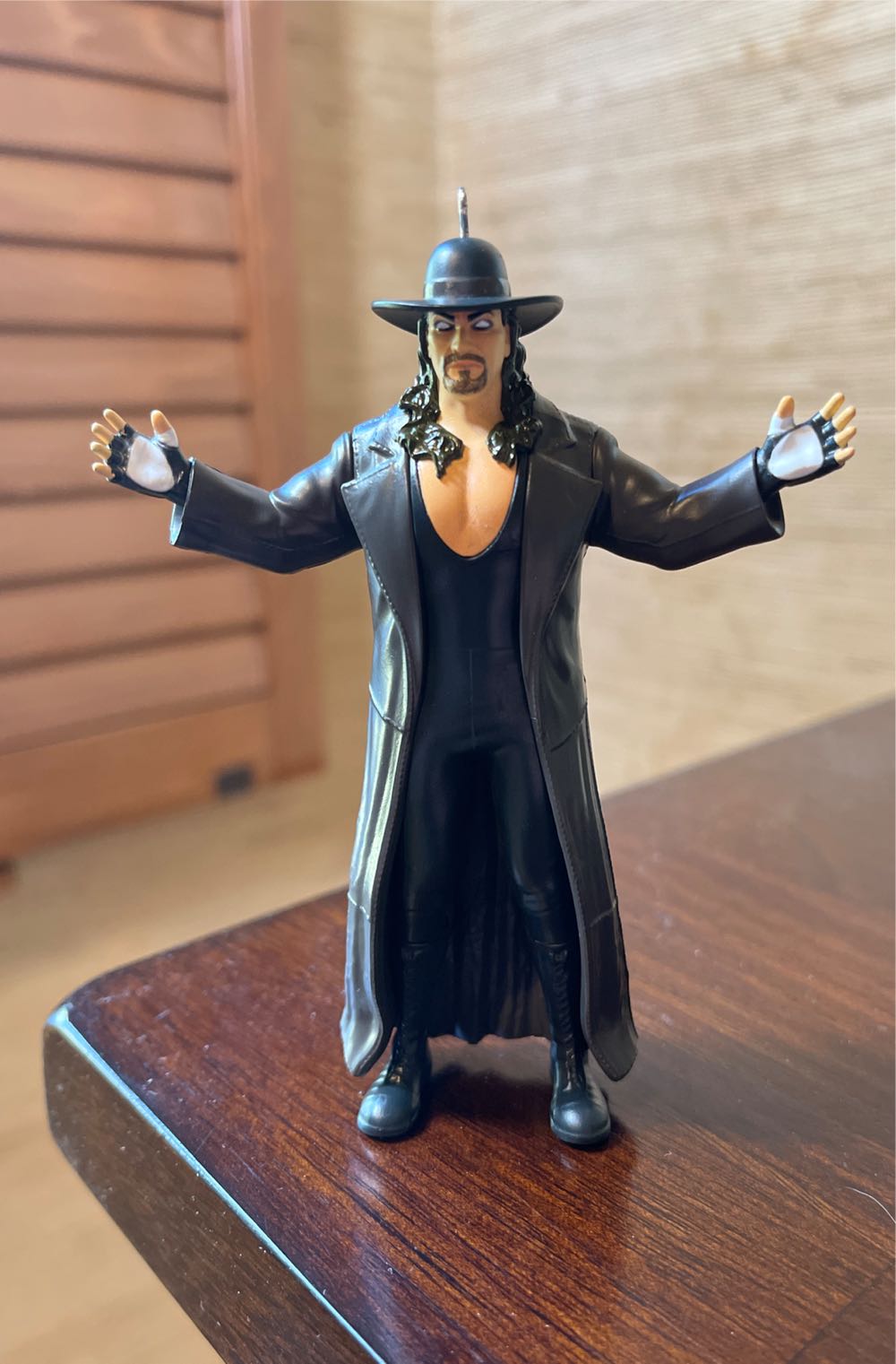 WWE- The Undertaker - WWE (Wrestling) ornament collectible [Barcode 763795772339] - Main Image 4