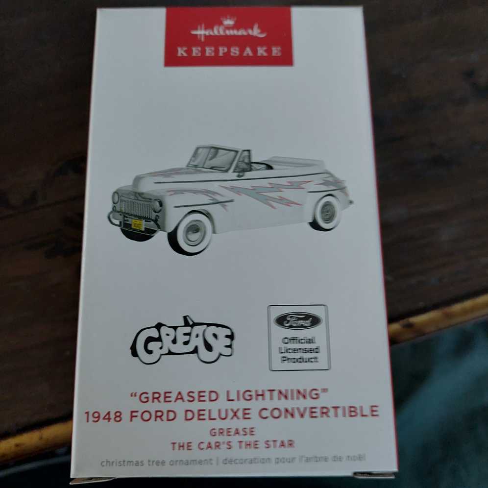 32152 Shopping With Mum And Dad