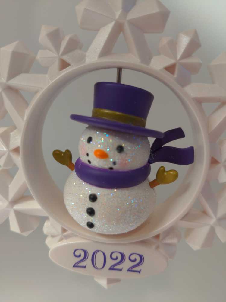 A Heartfelt Thank You - Snowman (Exclusive Gift) ornament collectible [Barcode 763795763856] - Main Image 4