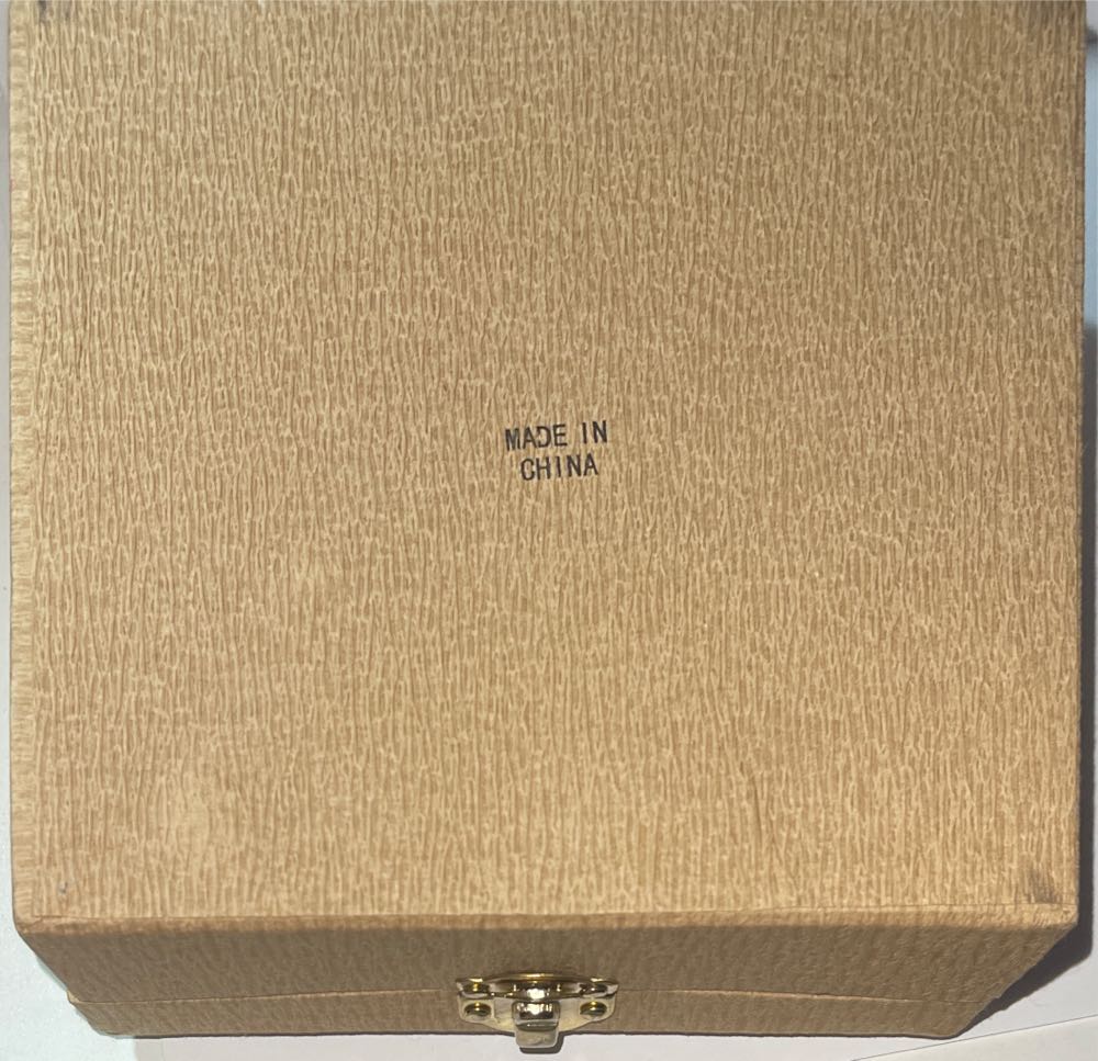 Holiday Treasures Box  ornament collectible - Main Image 2