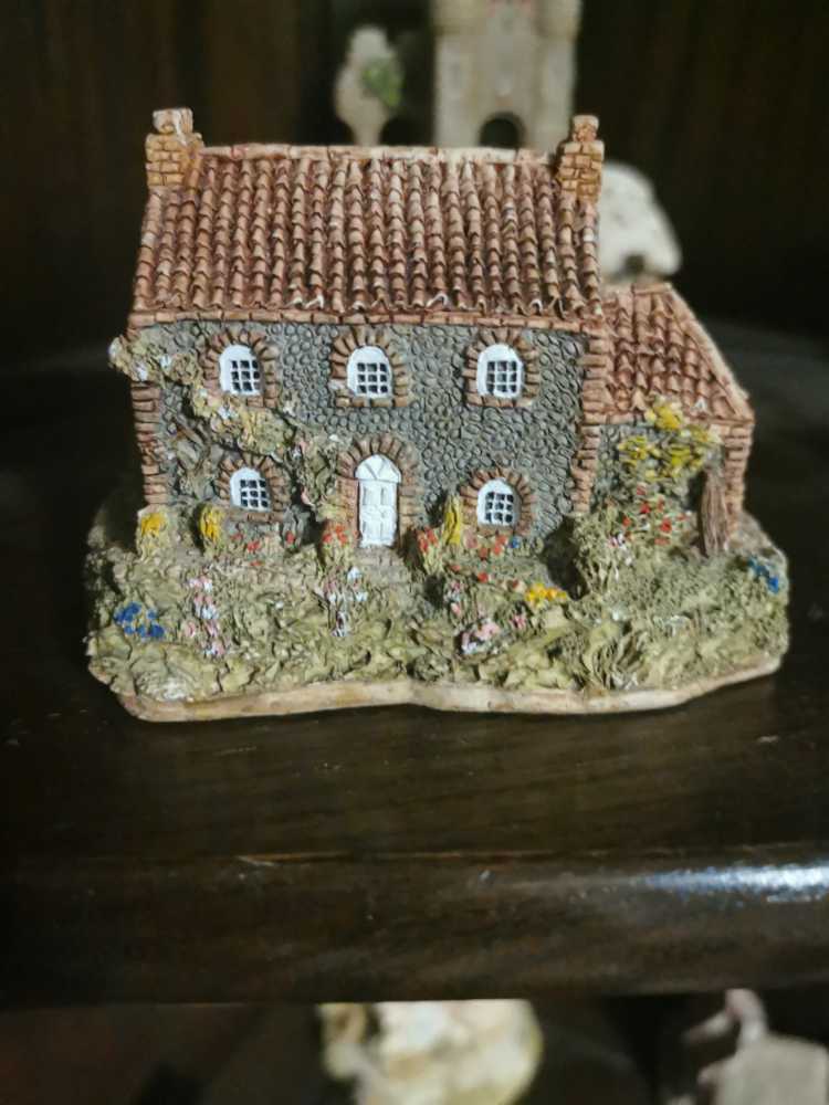 Bay View   ornament collectible - Main Image 2