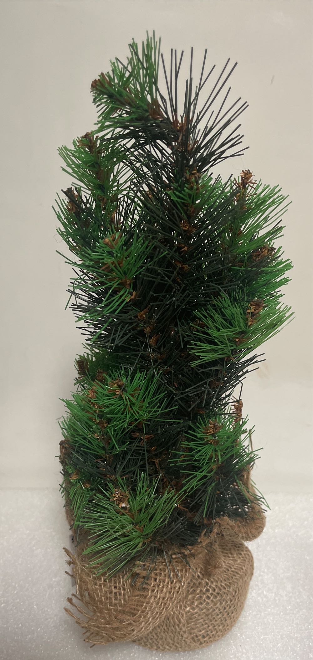 Christmas Tree Elam’s Hallmark  ornament collectible - Main Image 3