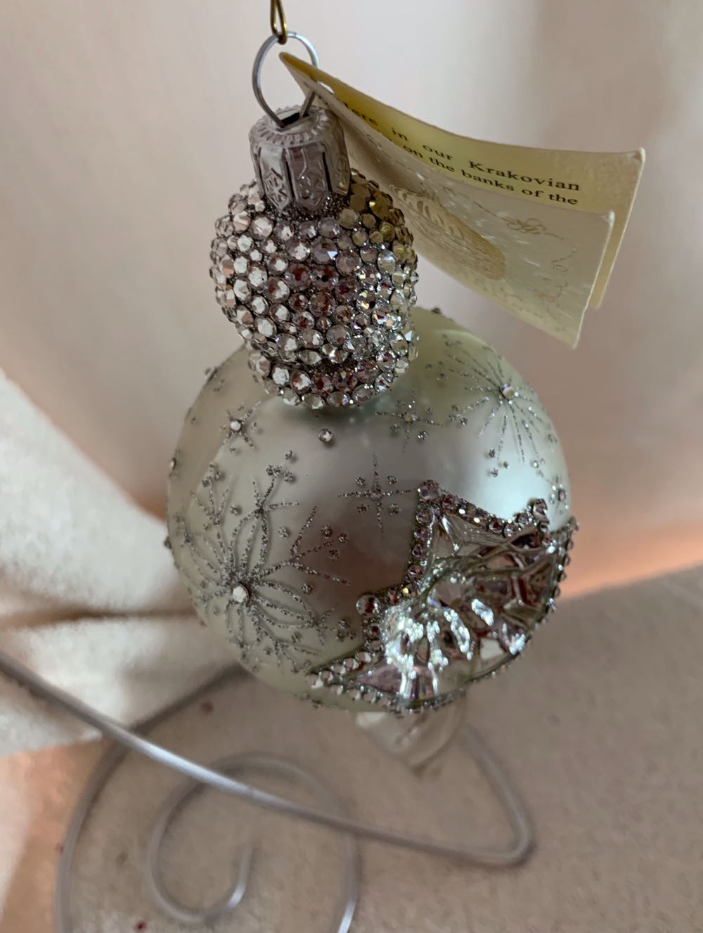 La Neige, Pearl & Silver - General Line (Christmas Tree Ornament) ornament collectible - Main Image 2