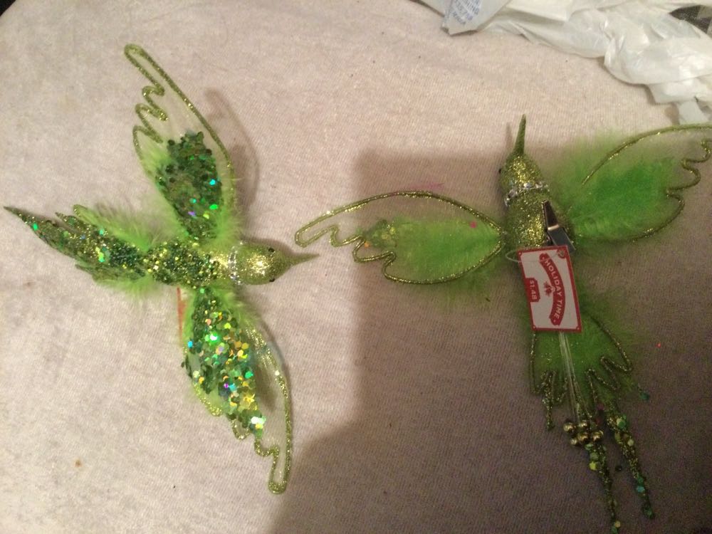 Hummingbird Chartreuse - Holiday Time ornament collectible - Main Image 2