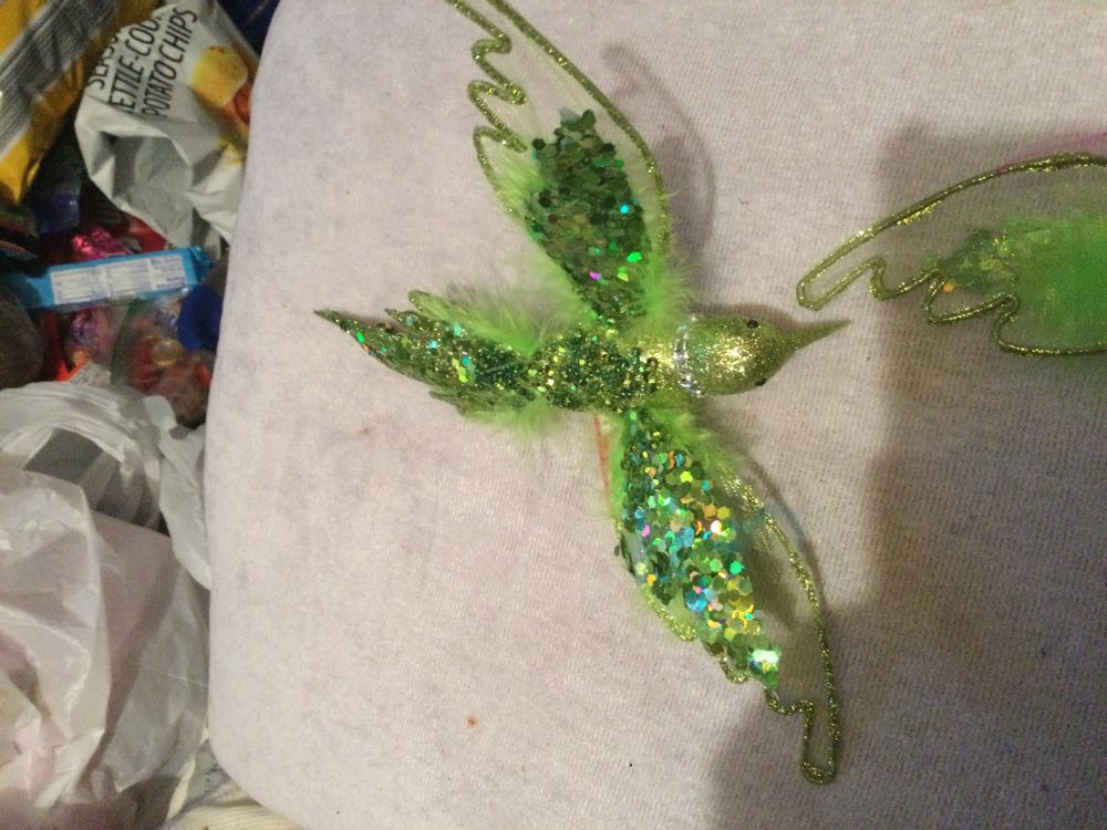 Hummingbird Chartreuse - Holiday Time ornament collectible - Main Image 3