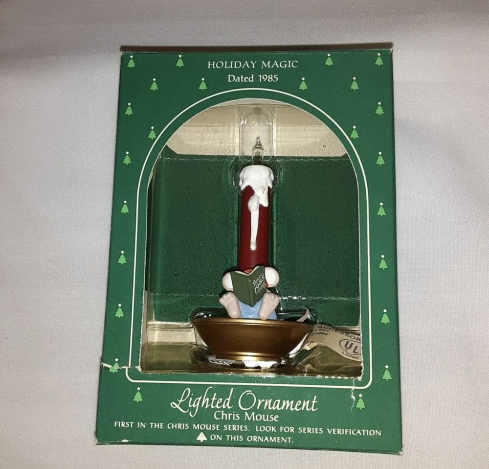 Chris Mouse - Holiday Magic (1st In Series)  ornament collectible - Main Image 3