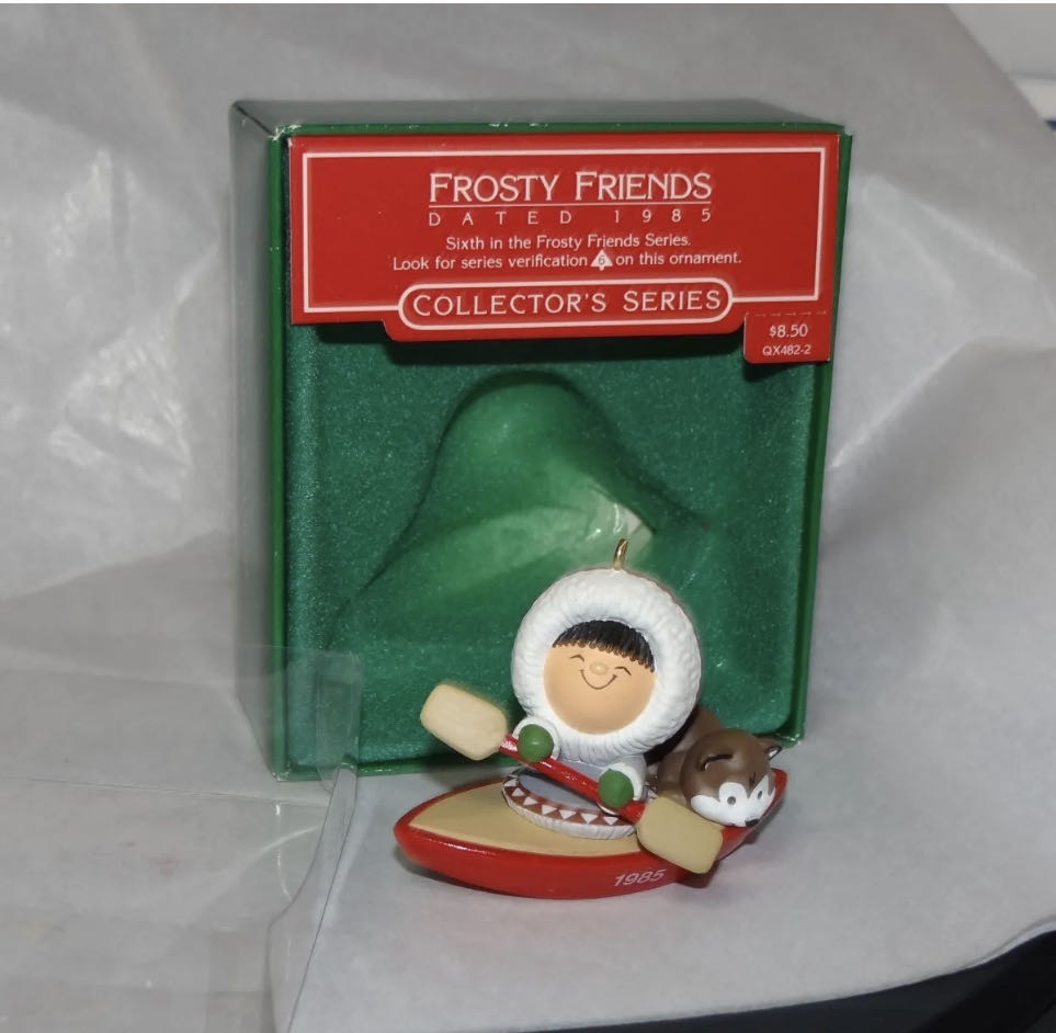 Frosty Friends (6th In Series)  ornament collectible - Main Image 2