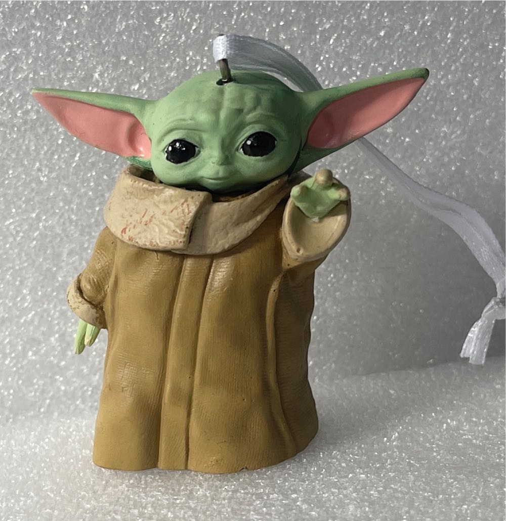 Grogu - Star Wars (Star Wars: The Mandalorian) ornament collectible [Barcode 763795815104] - Main Image 3
