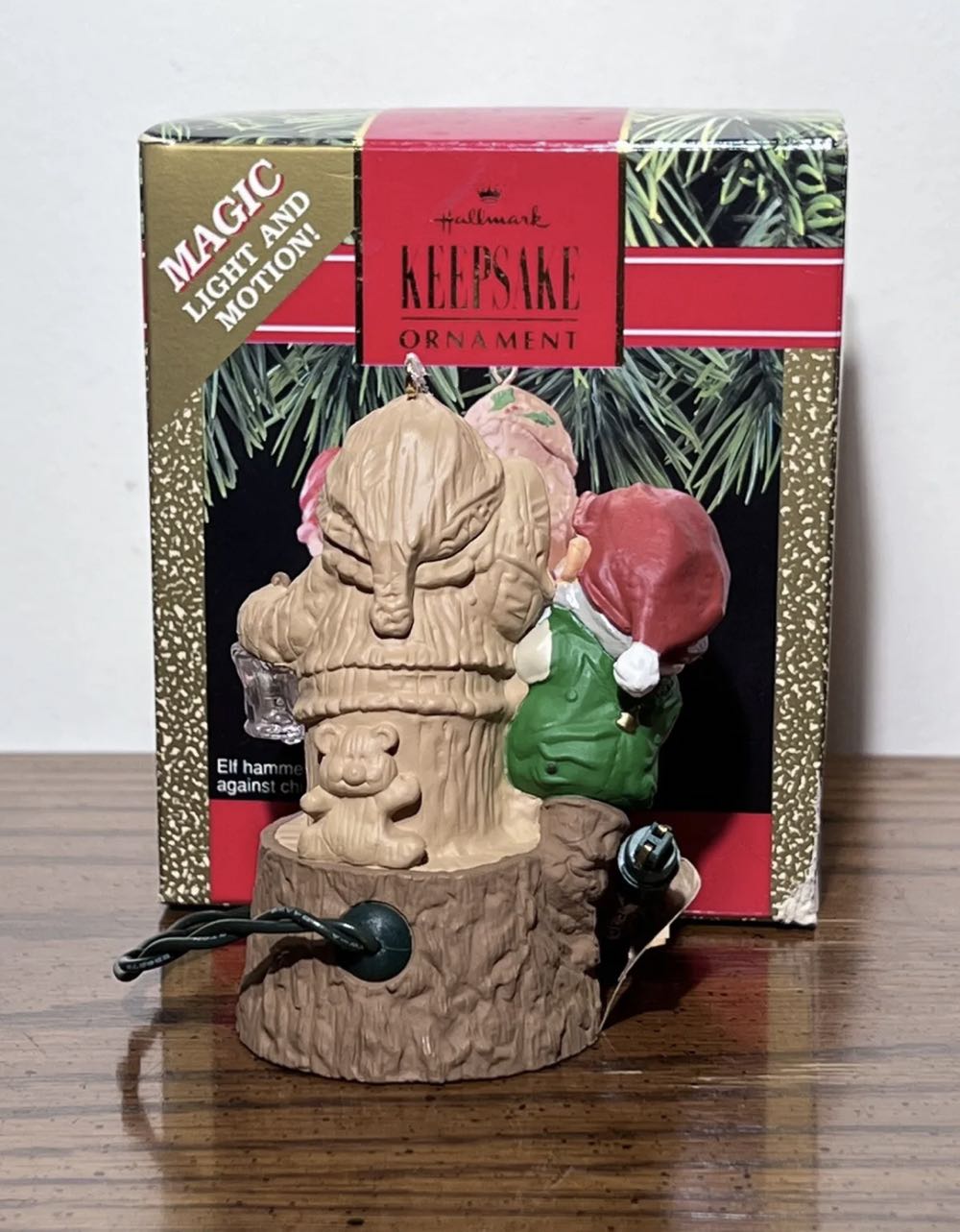 Elfin Whittler  ornament collectible - Main Image 3
