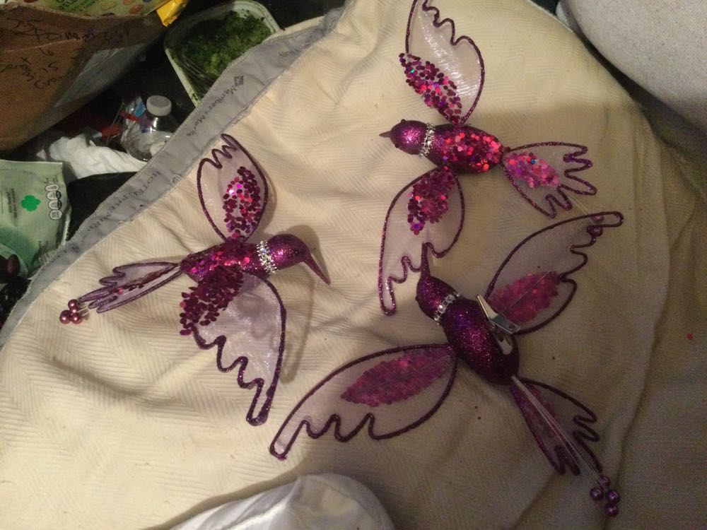 Hummingbird Violet - Holiday Time ornament collectible - Main Image 2