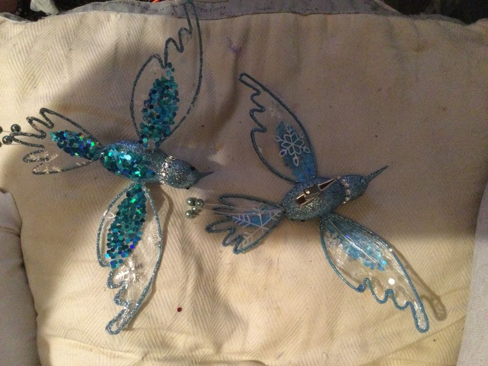 Hummingbird Sky - Holiday Time ornament collectible - Main Image 2