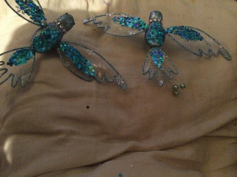 Hummingbird Sky - Holiday Time ornament collectible - Main Image 3