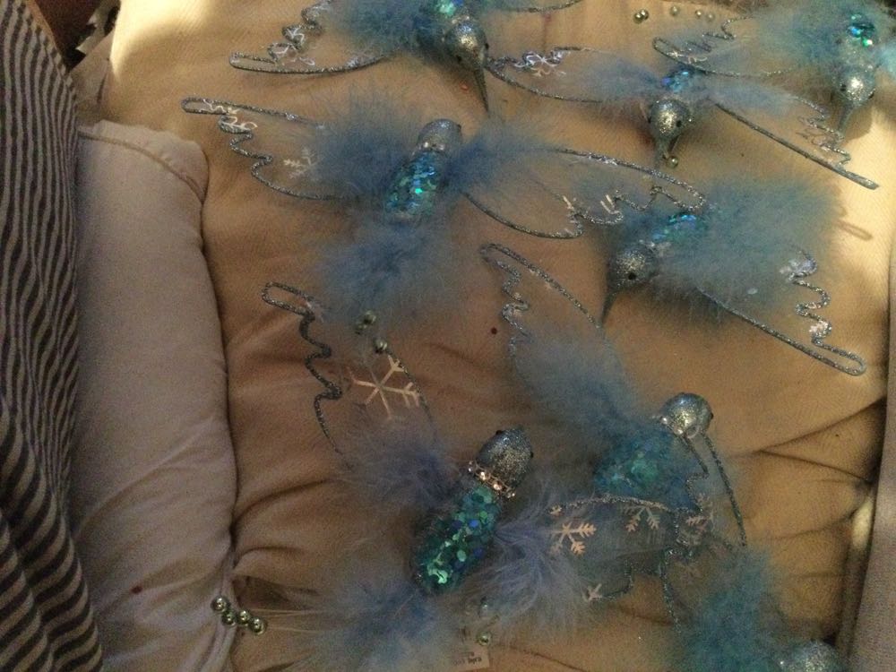 Hummingbird Sky - Holiday Time ornament collectible - Main Image 3