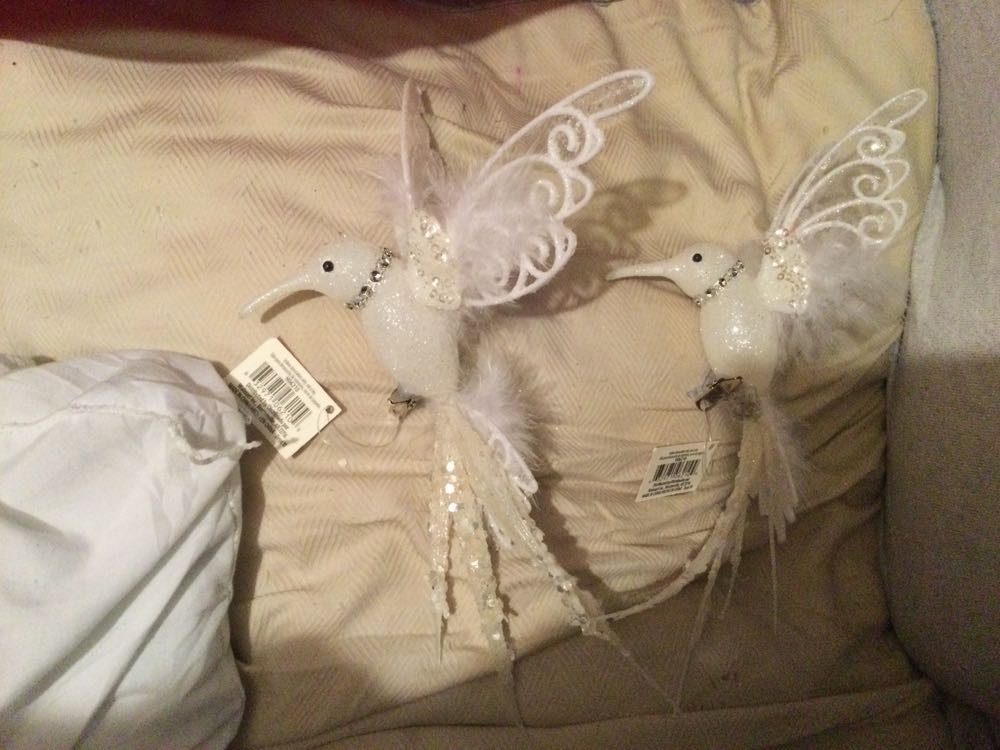 Hummingbird White - Holiday Time ornament collectible - Main Image 3