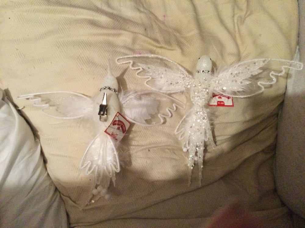 Hummingbird White - Holiday Time ornament collectible - Main Image 2