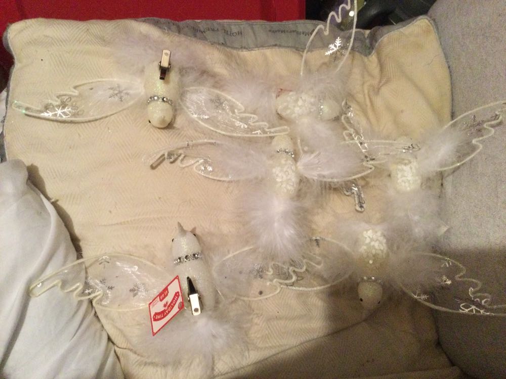 Hummingbird White - Holiday Time ornament collectible - Main Image 2