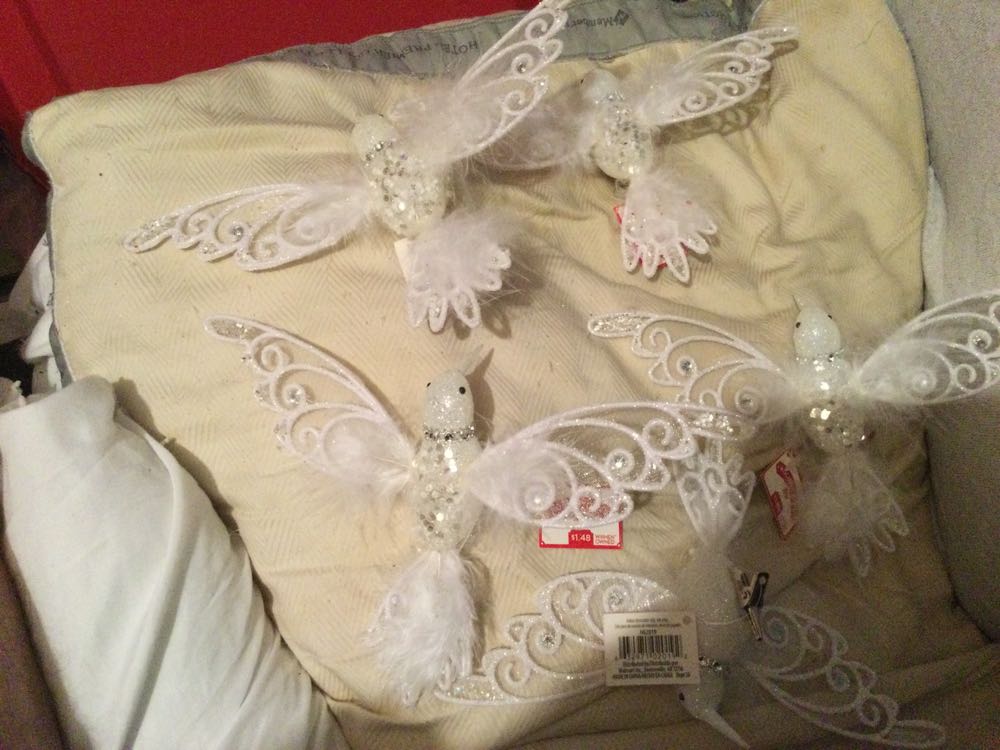 Hummingbird White - Holiday Time ornament collectible - Main Image 3