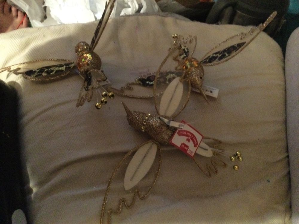 Hummingbird Gold - Holiday Time ornament collectible - Main Image 2