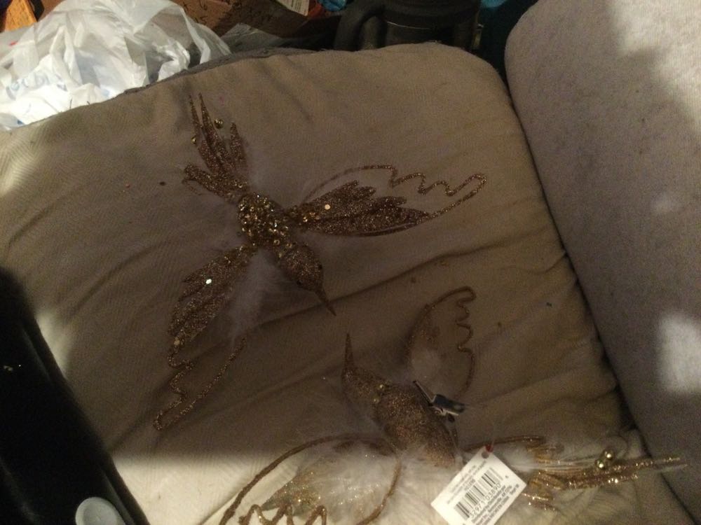 Hummingbird Gold - Holiday Time ornament collectible - Main Image 2