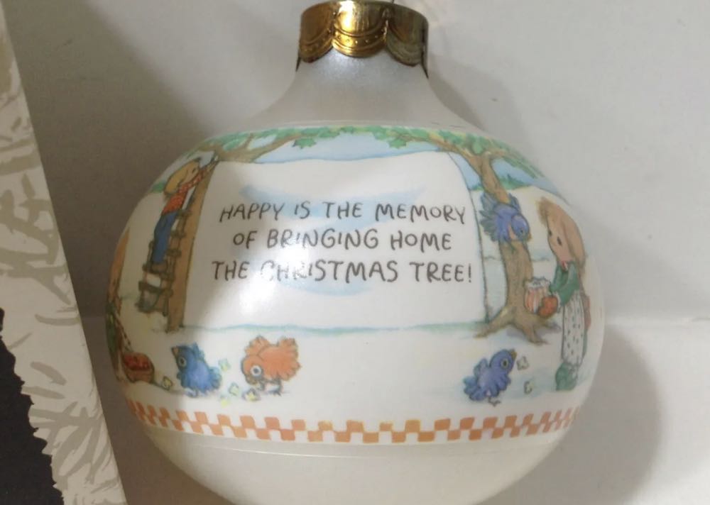 Betsy’s Country Christmas (2nd In Series)  ornament collectible - Main Image 3