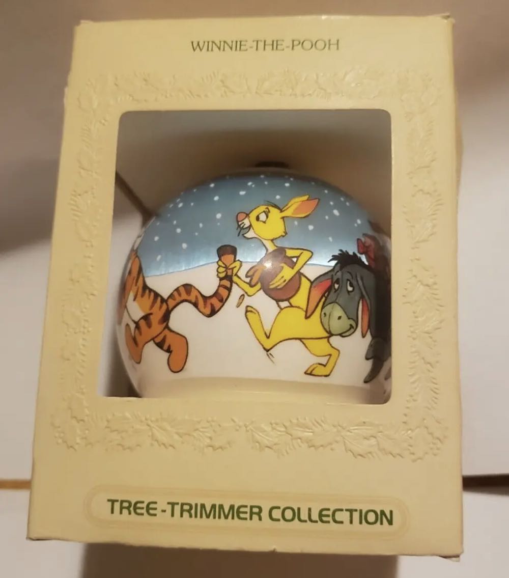 Winnie The Pooh  (Disney) ornament collectible - Main Image 4
