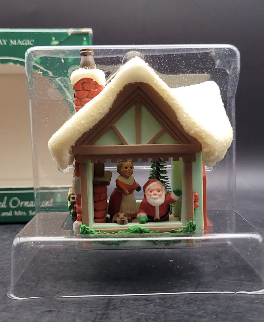 Mr And Mrs Santa  ornament collectible - Main Image 4