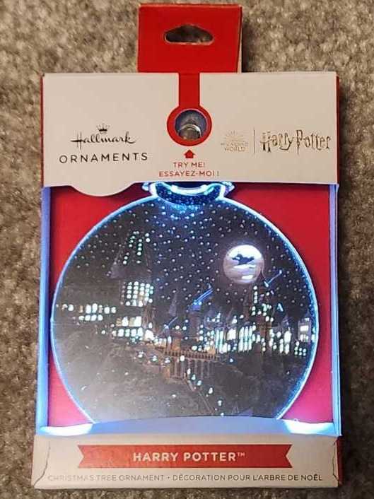 Harry Potter Hogwarts Light-up Christmas Ornament  (Harry Potter) ornament collectible [Barcode 763795776856] - Main Image 2