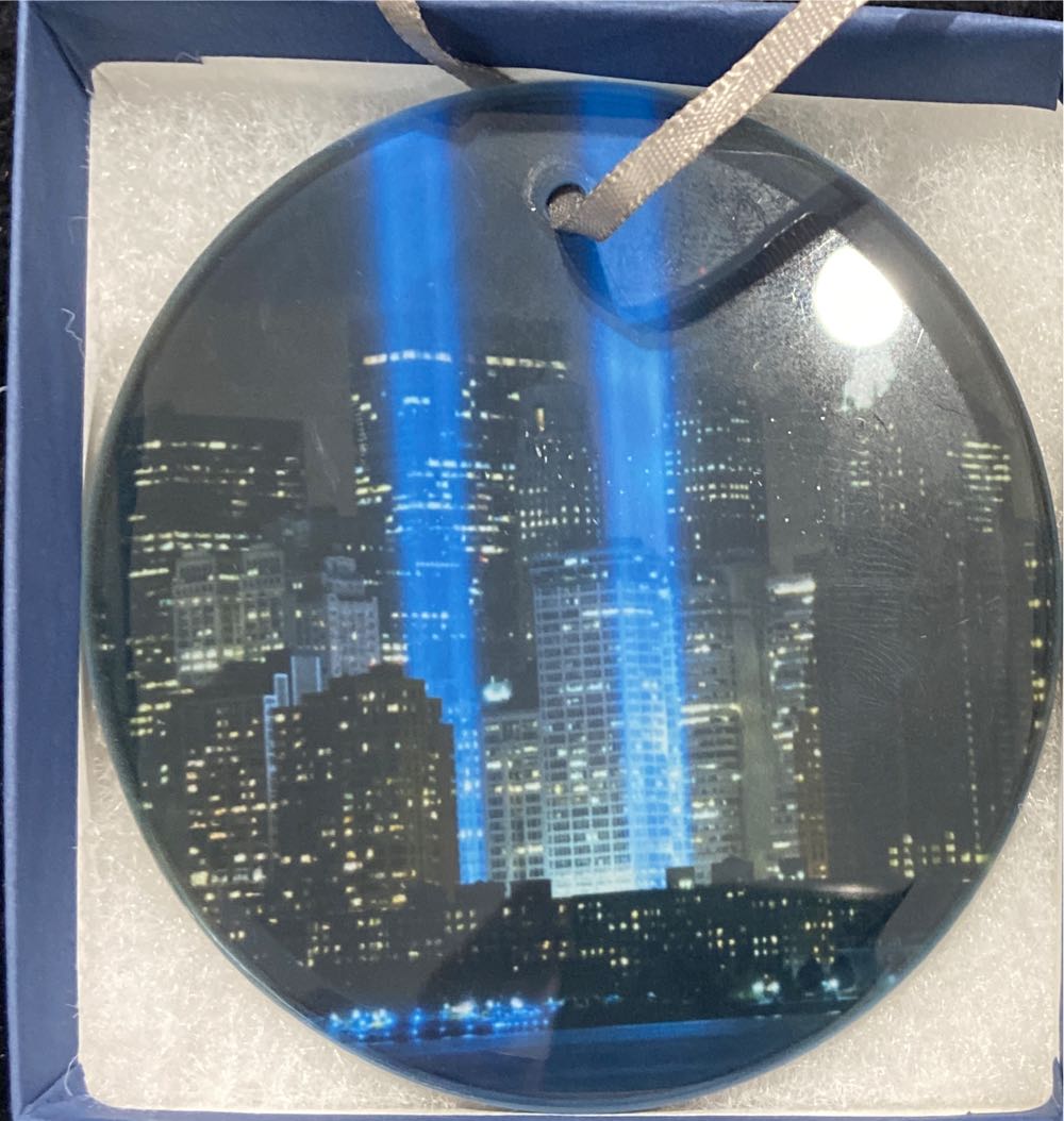 Tribute In Light  ornament collectible [Barcode 300603] - Main Image 4