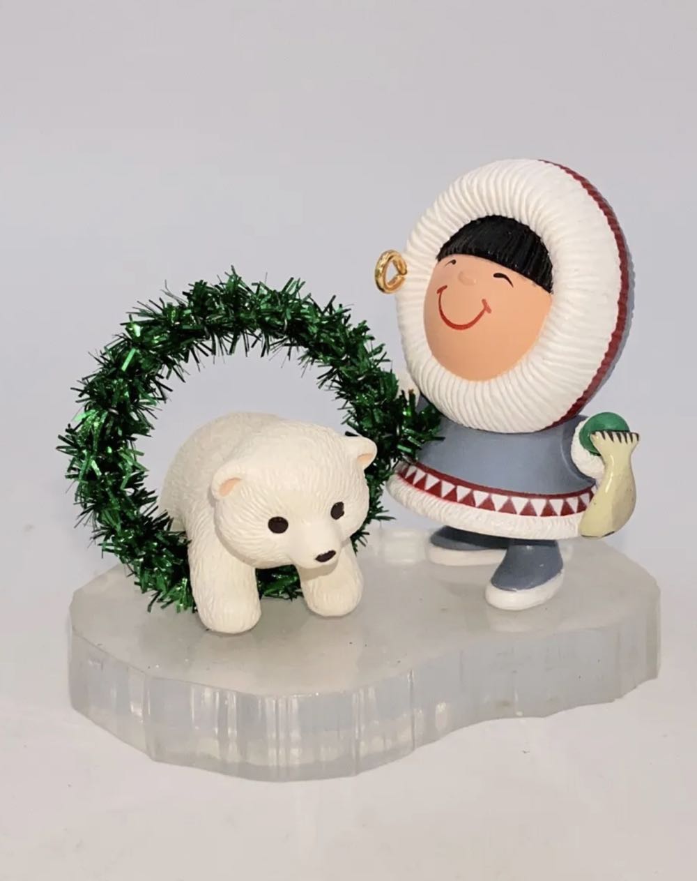 Frosty Friends (15th In Series)  ornament collectible - Main Image 2