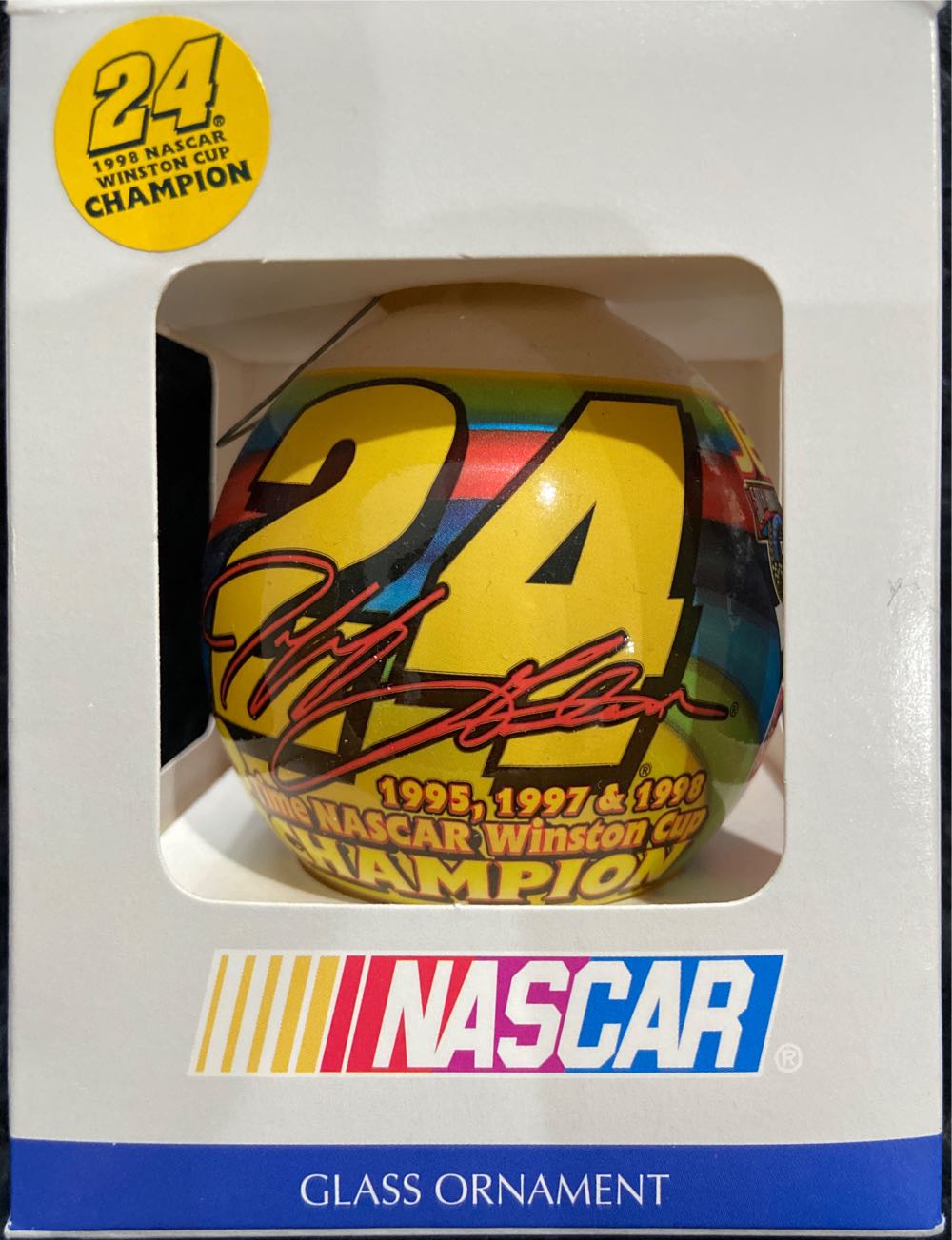 Hallmark Ensemble Glass Nascar 50th Anniversary Winston Cup Champion Jeff Gordon Racing 24  ornament collectible [Barcode 795902739201] - Main Image 3