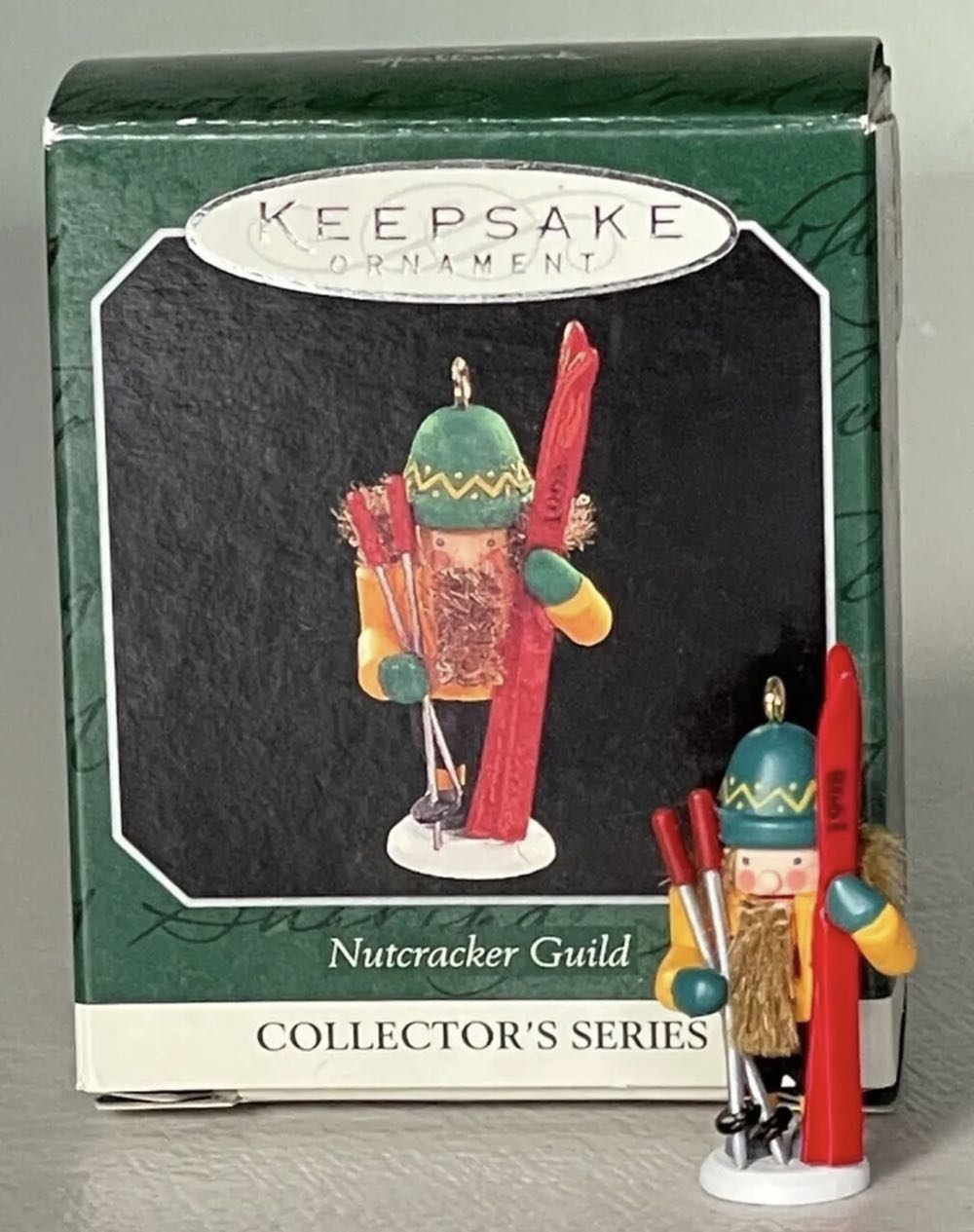 Upc 795902222468 Hallmark Goodwill To All Linus