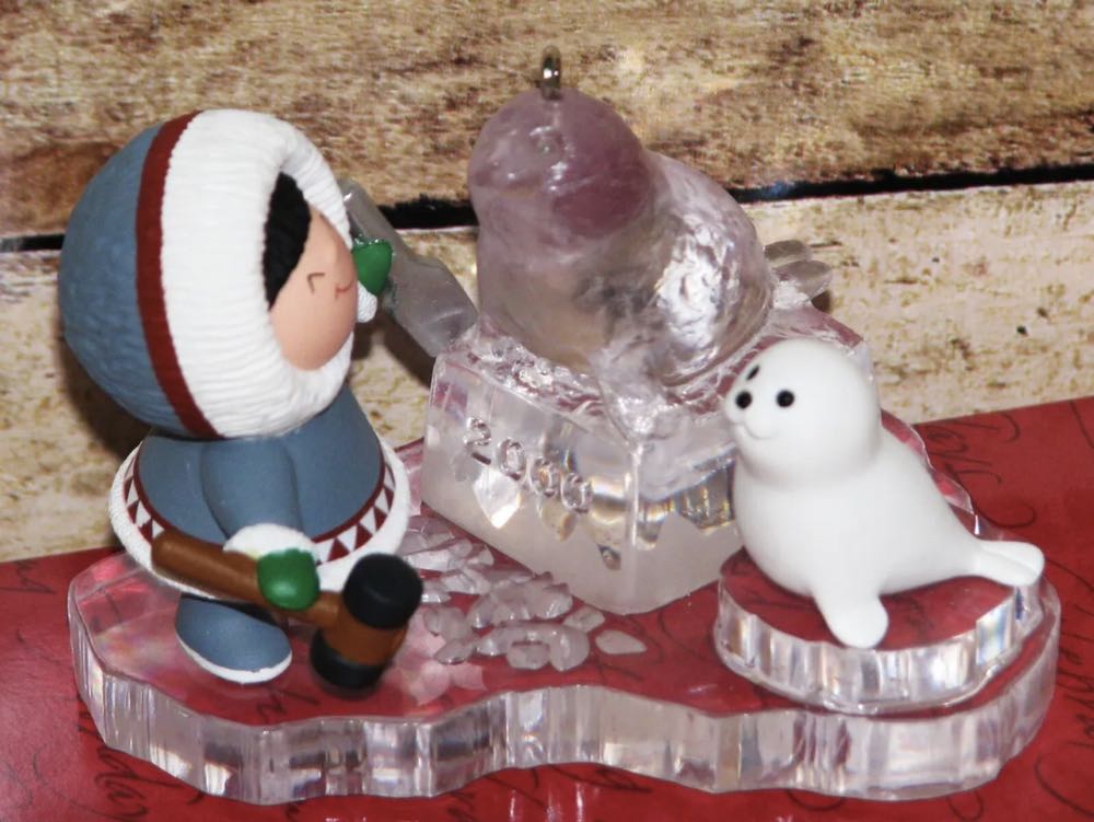 Frosty Friends (21st In Series)  ornament collectible - Main Image 2