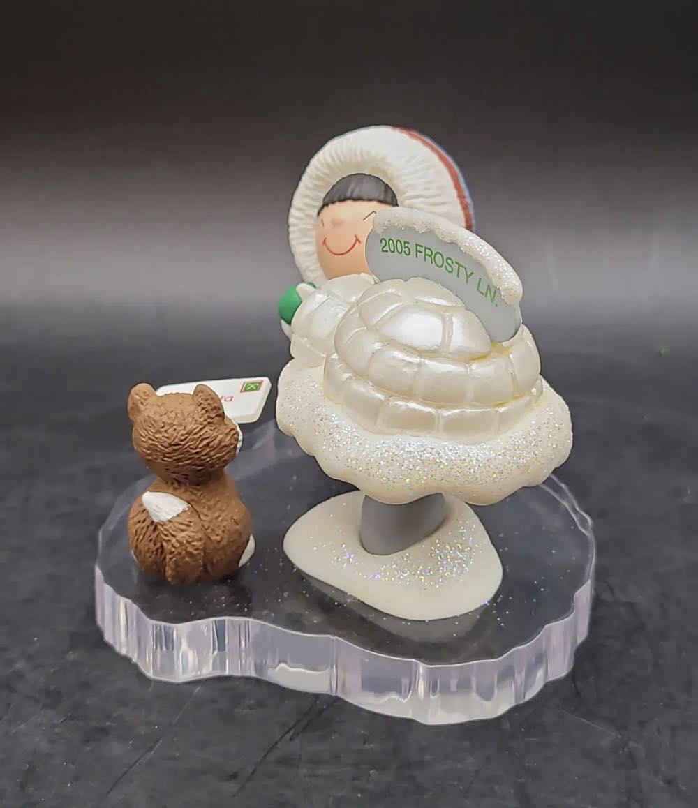 Frosty Friends (26th In Series)  ornament collectible - Main Image 2