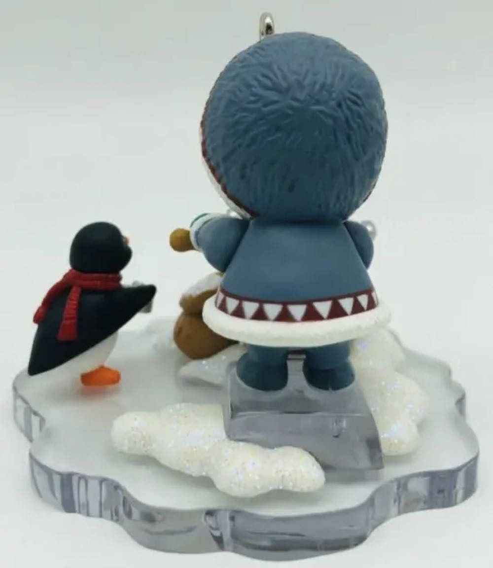Frosty Friends (28th In Series)  ornament collectible - Main Image 3