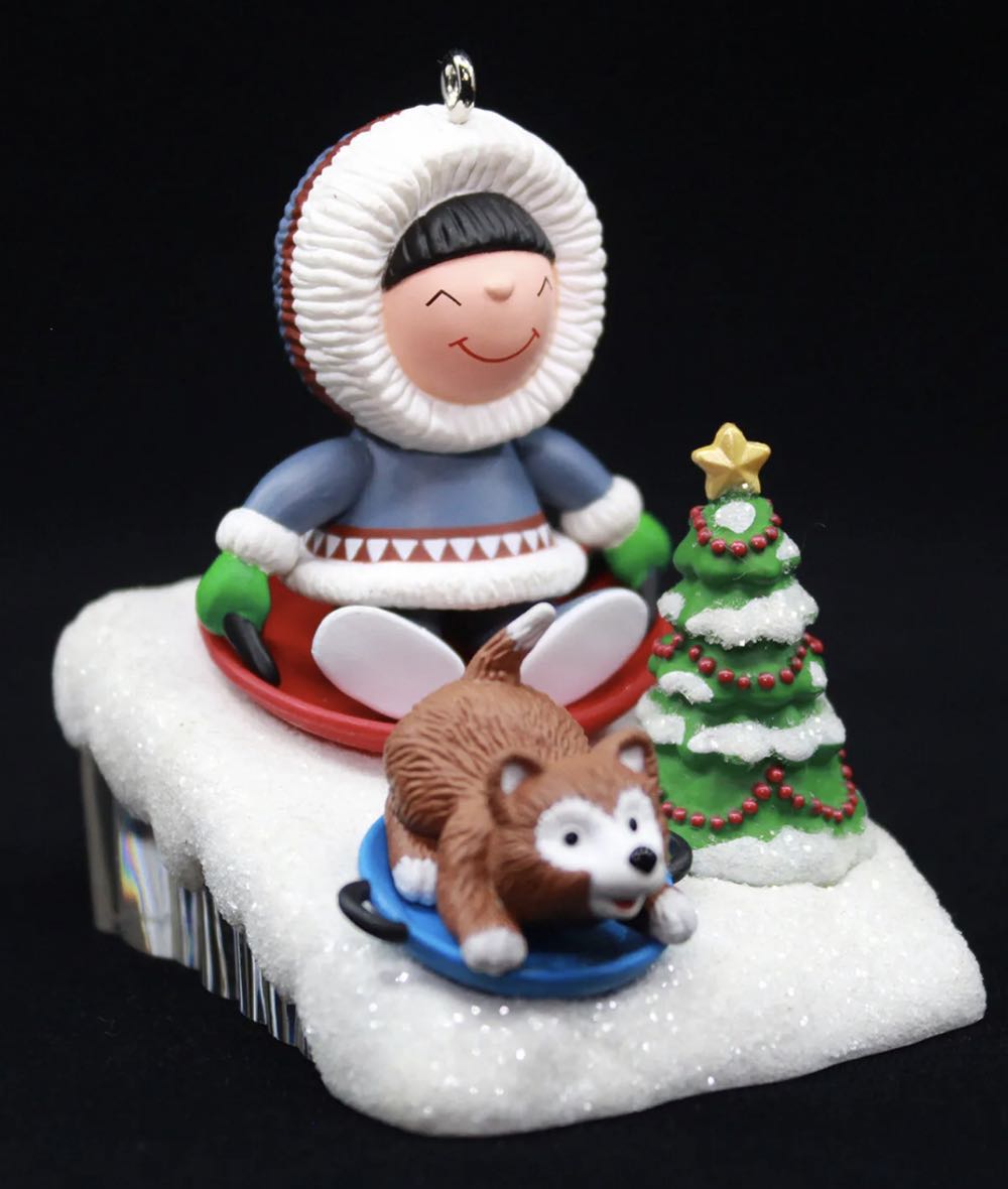 Frosty Friends (29th In Series)  ornament collectible - Main Image 2