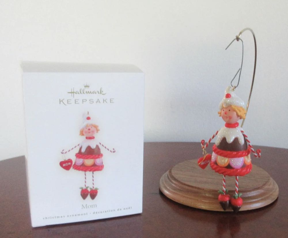 Mom  ornament collectible - Main Image 3